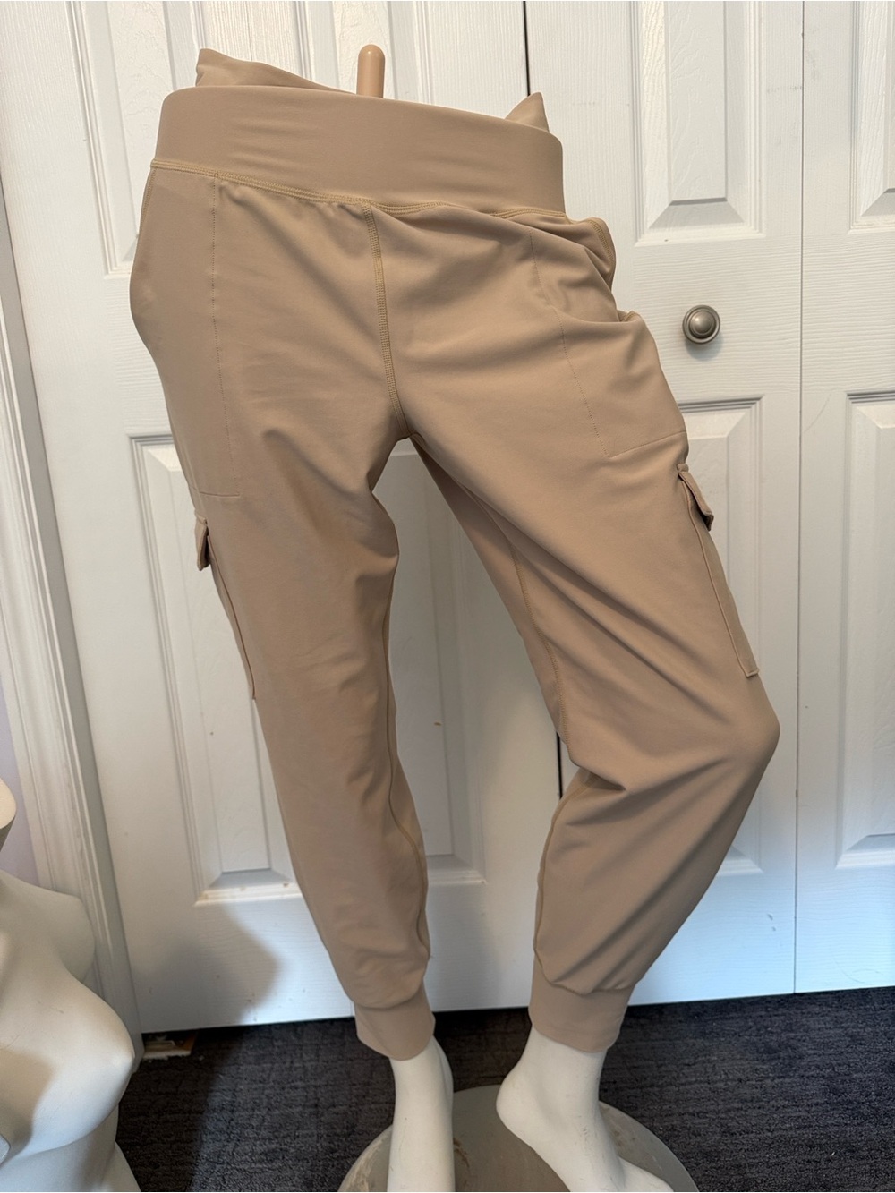 Women’s Old Navy Active Powersoft High-Rise Joggers Go Dry  - Stretch Comfort